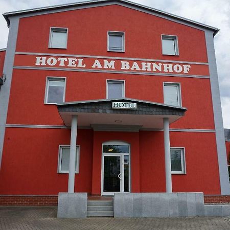 Hotel Am Bahnhof Waren  Kültér fotó