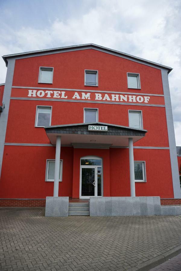 Hotel Am Bahnhof Waren  Kültér fotó
